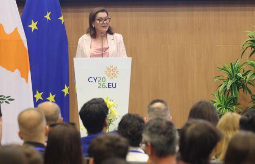 Στις Βρυξέλλες η ΥΠΑΝ για το Συμβούλιο Υπουργών Αθλητισμού και βραβεία αθλητισμού