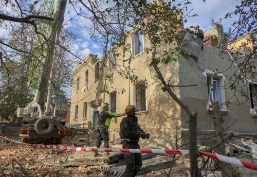 Τρεις νεκροί και 25 τραυματίες από ρωσική επίθεση στην Κριβί Ριχ της Ουκρανίας, λέει αξιωματούχος