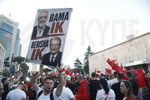 Βίαιες συγκρούσεις στην Αλβανία για το θέρετρο της οικογένειας Τραμπ