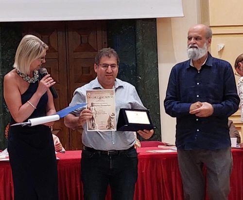 Διεθνές Αριστείο Ποίησης στον πρόεδρο Ένωσης Λογοτεχνών Κύπρου Ελ. Πλουτάρχου