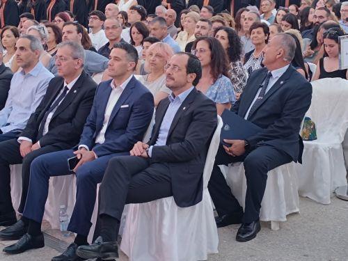 Τελετές αποφοίτησης για τρεις Σχολές του ΠΚ, τα βραβεία σε όσους πρώτευσαν επέδωσε ο ΠτΔ