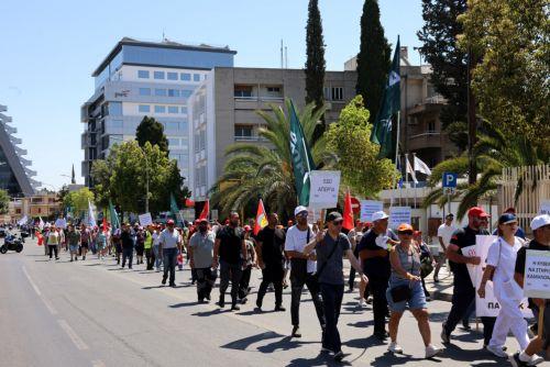 Ο διάλογος για ζητήματα ωρομίσθιων συνεχίζεται, είπε ο ΚΕ