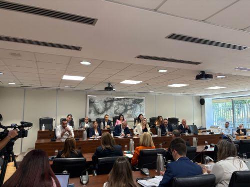 Έλλειψη 600 νοσηλευτών, εξετάζεται ελεγχόμενη εργοδότηση από τρίτες χώρες, είπε ο Υπουργός Υγείας