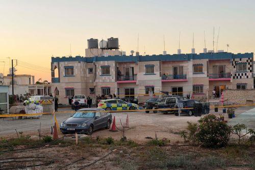 Συλλήψεις πατέρα και μητριάς για διερεύνηση της υπόθεσης με τα νεκρά παιδιά σε όχημα στο Ξυλοφάγου