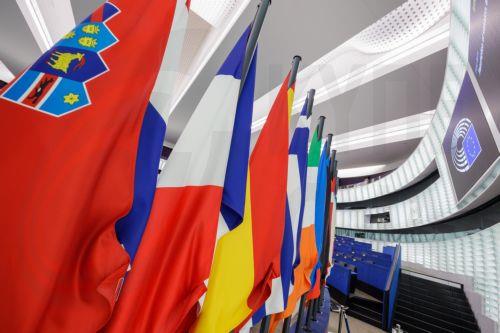 Το Ευρωκοινοβούλιο ζητά εποικοδομητική συζήτηση για ευρωπαϊκή ολοκλήρωση Ουκρανίας