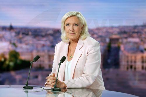 Η Μαρίν Λεπέν ανακοίνωσε ότι θα είναι υποψήφια για την προεδρία της Γαλλικής Δημοκρατίας το 2027