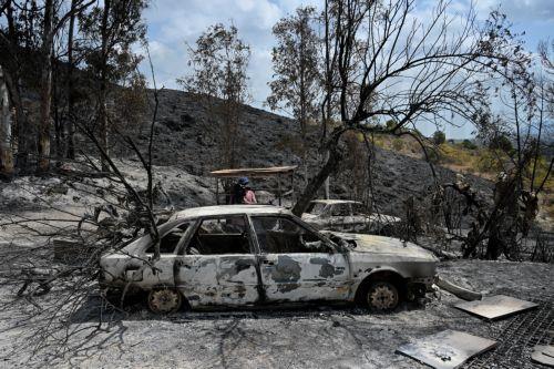 Στάχτη 120.000 στρέμματα από πυρκαγιά που μαίνεται 100 χιλιόμετρα βόρεια της Μαδρίτης