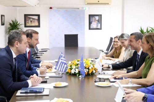 Ενίσχυση συνεργασίας στον τομέα φαρμακορύθμισης συζήτησαν οι Υπουργοί Υγείας Κύπρου-Ελλάδας