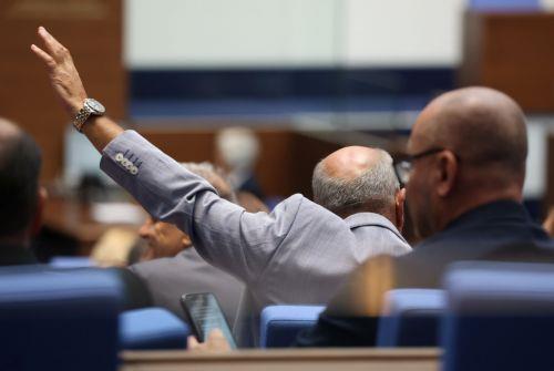 Το Βουλγαρικό Κοινοβούλιο εγκρίνει παρουσία αεροσκαφών KC-135 και στρατιωτικών ΗΠΑ στη χώρα
