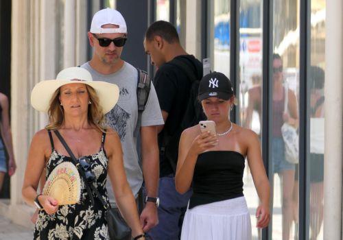 New yellow warning for Tuesday with temperatures expected to rise to 40C inland