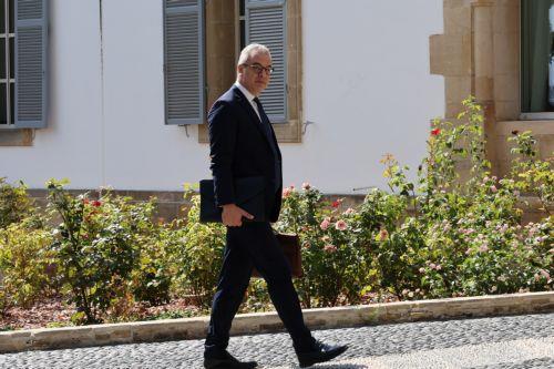 Substantive preparation ahead of expanded meeting with federal framework as solution basis, Menelaou tells Phileleftheros and Haravgi