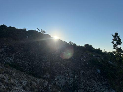 Σε ύφεση η φωτιά, διασώθηκαν 2 μεμονωμένες κατοικίες, λέει ο Πρόεδρος ΚΣ Χολετριών