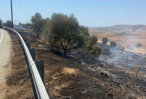 Υπό έλεγχο η φωτιά κοντά στις κοινότητες Νικόκλειας - Χολετριών