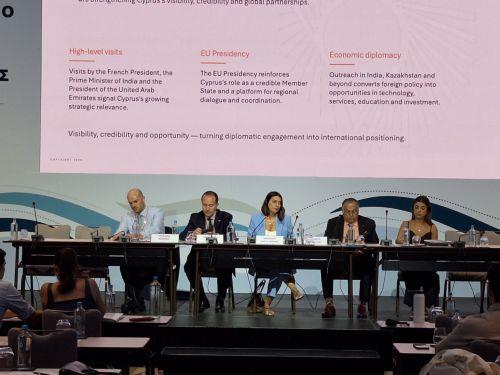 Πάνω από 750 επαγγελματίες εγγράφηκαν στην πρωτοβουλία «Minds in Cyprus», αναφέρθηκε στο συνέδριο αποδήμων