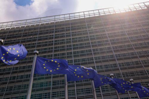 Τα δεδομένα συναλλαγών προς Ρωσία υπόκεινται στον Γεν. Κανονισμό λέει η Κομισιόν για Binance