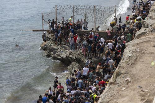 Θέουτα: Πάνω από 48.000 μετανάστες επέστρεψαν στο Μαρόκο, λέει η ισπανική κυβέρνηση