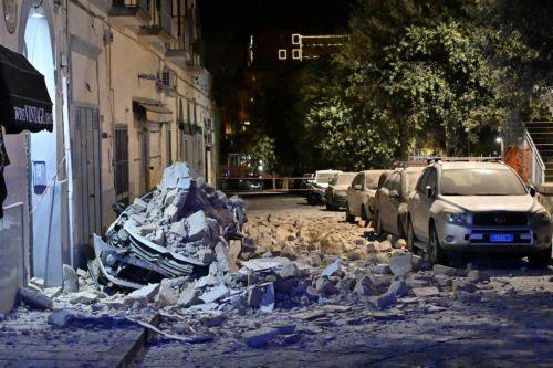 Οκτώ άνθρωποι τραυματίστηκαν ελαφρά από τον σεισμό στην περιοχή της Νάπολης