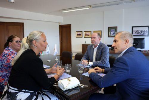 Η επίσκεψη της στο ΚΥΠΕ βήμα για ενίσχυση συνεργασίας Κύπρου-Ουγγαρίας, λέει η Πρέσβειρα