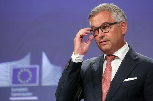 Μπρούνερ: Αν η τεχνολογία που μας προστατεύει σχεδιάζεται και ελέγχεται αλλού, η ασφάλειά μας δεν είναι πια στα χέρια μας