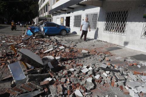 Ισχυρός σεισμός έπληξε την Κολομβία και γειτονικές χώρες με 18 νεκρούς
