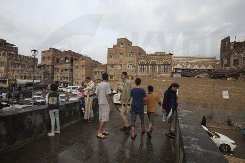 Φονική επίθεση των Χούθι στο λιμάνι της Μόκα, πλήγματα κατά της Aramco στη Σ.Αραβία