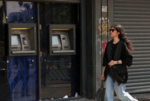 Προσωρινή η υποτίμηση του εθνικού νομίσματος λέει ο Διοικητής της ΚΤ του Ιράν