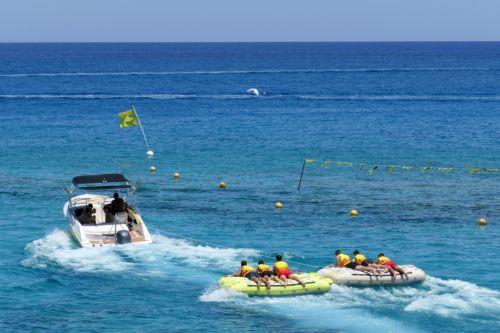 Cypriot visits to food and recreation business​​​​​​​es increase, while tourist numbers decline, OSIKA president tells CNA