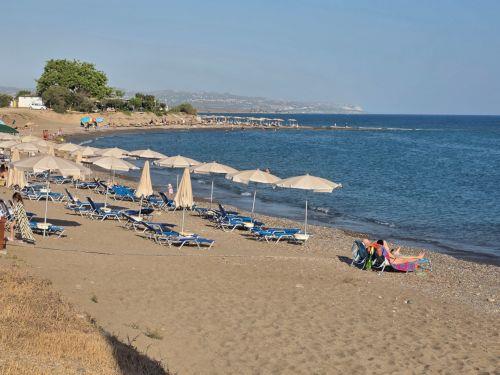 Κλειστοί 8 από τους 33 πύργους ναυαγοσωστών στην Πάφο, λέει στο ΚΥΠΕ η Αν. Επαρχος