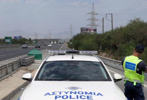 Η Αστυνομία αρχίζει τη Δευτέρα εκστρατεία για καταπολέμηση οδήγησης με κινητό στο χέρι