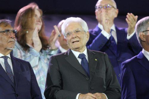 Το σχολείο είναι ανοικτό σε όλους, δήλωσε ο Ιταλός Πρόεδρος, απαντά εμμέσως στην Μελόνι