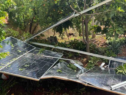 Severe weather conditions affecting Cyprus cause problems island-wide