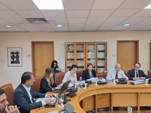 Επί τάπητος το ΜΟΤ κτιρίων στη συζήτηση για επικίνδυνες οικοδομές στην Επ. Εσωτερικών