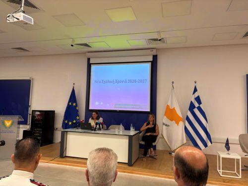 Στο 97% η παράδοση των διδακτικών βιβλίων στα σχολεία, λέει το ΥΠΑΝ