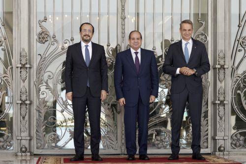 Τη στρατηγική τους συνεργασία επιβεβαίωσαν οι ηγέτες Κύπρου-Ελλάδας-Αιγύπτου στο Ελ Αλαμέιν (2) [VIDEO]
