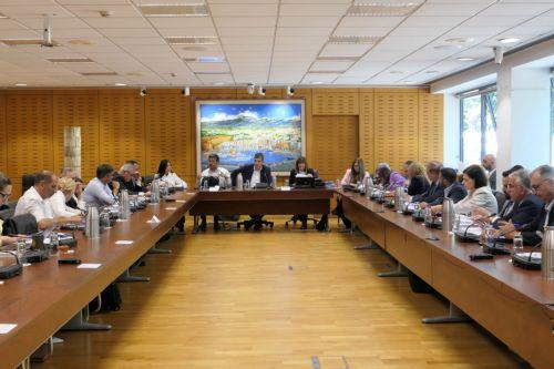 Τη Δευτέρα ανακοίνωση Αρχής κατά Διαφθοράς για υπόθεση «Μαύρου Βαν», αναφέρθηκε στην Επ. Θεσμών