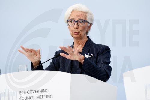 Συνεδριάζει η ΕΚΤ με επίκεντρο την επιδείνωση των δημόσιων οικονομικών της Γαλλίας