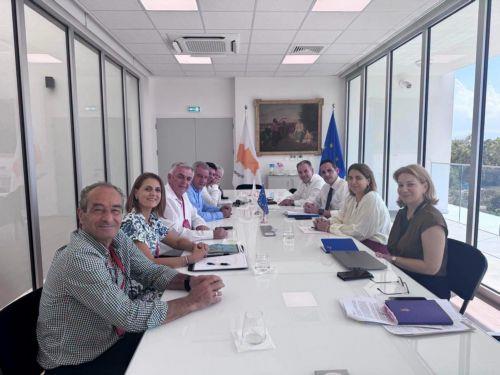 Συνάντηση Δήμου Χρυσοχούς με Κυβέρνηση στο Προεδρικό για έργα στην περιοχή
