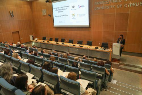 Η μισθολογική διαφάνεια εργαλείο για αντιμετώπιση ανισοτήτων, λέει η Επίτροπος Ισότητας