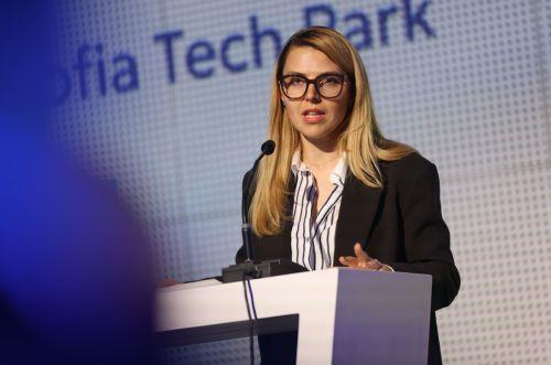 Τη σημασία της πολιτικής βούλησης για μεταρρυθμίσεις σημειώνει η ΥΠΕΞ Βουλγαρίας