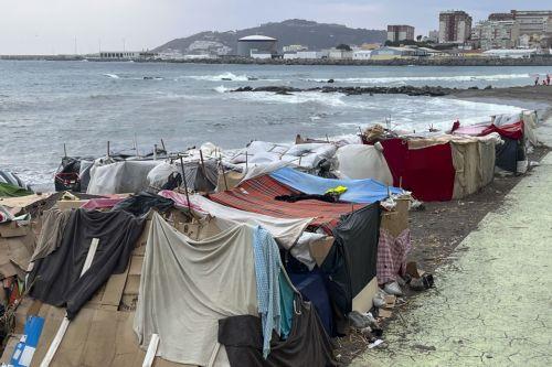 Χιλιάδες διαδηλωτές κατά της Κυβέρνησης στη Μαδρίτη για την κρίση στη Θέουτα