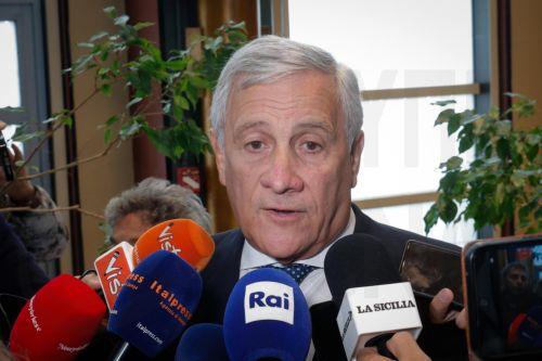 Δημοσιονομική απόκλιση €7 δισ. στην Ιταλία λόγω ενέργειας και άμυνας λέει ο Ταγιάνι