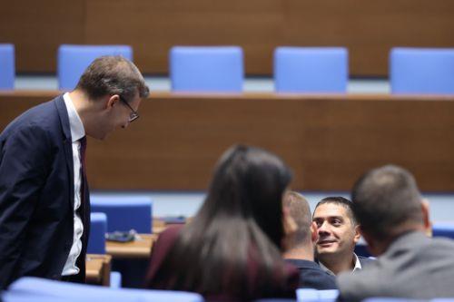 Η Βουλή Βουλγαρίας αναθεωρεί νομοθεσία για προστασία δημοσιογράφων από SLAPPs
