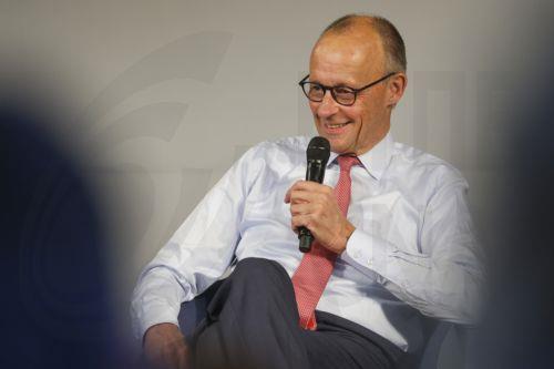 Η Ρωσία δεν διεξάγει πόλεμο μόνο κατά Ουκρανίας, αλλά απειλεί Ευρώπη και Γερμανία, είπε ο Μερτς