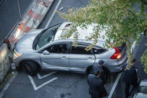 Δύο νεκροί και 11 τραυματίες από εισβολή οχήματος σε γήπεδο στο Κάνσας των ΗΠΑ