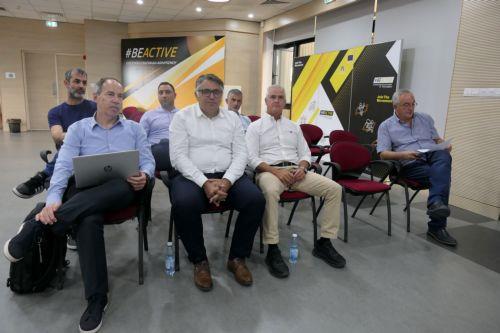 Σύσκεψη στον ΚΟΑ για το σύστημα αξιολόγησης «ΧΙΛΩΝ» με τη συμμετοχή του Γιώργου Μαυρωτά