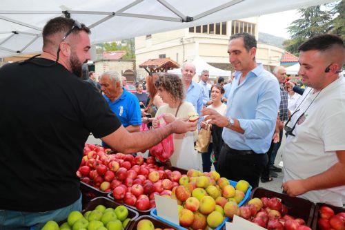 Αναπόσπαστο κομμάτι Κυπερούνας το μήλο της λέει ο ΥΠΕΣ, παραδόθηκε έργο ανάπλασης δρόμων ύψους €462.000 [ΒΙΝΤΕΟ]