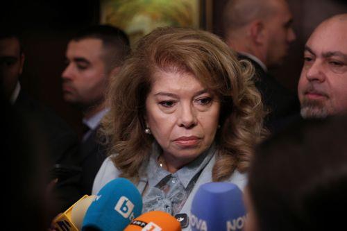 Προτεραιότητα η ασφαλής ναυσιπλοΐα στη Μαύρη Θάλασσα, λέει η Βουλγάρα Πρόεδρος