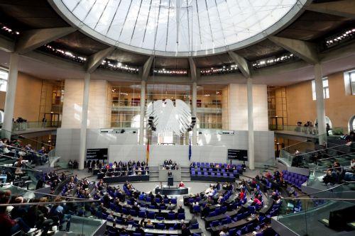 Η Ρωσία δεν δείχνει διάθεση αποκλιμάκωσης του πολέμου έναντι της Ουκρανίας και των Ευρωπαίων, λέει ο Μερτς