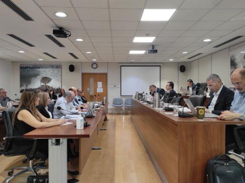 Στις 469 οι λυόμενες αίθουσες στα σχολεία, κριτική Βουλευτών για ελλιπή σχεδιασμό