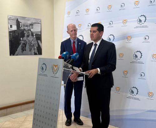 Ενεργειακή συνεργασία στο επίκεντρο συνάντησης Υπ. Ενέργειας με Αμερικανό Γερουσιαστή